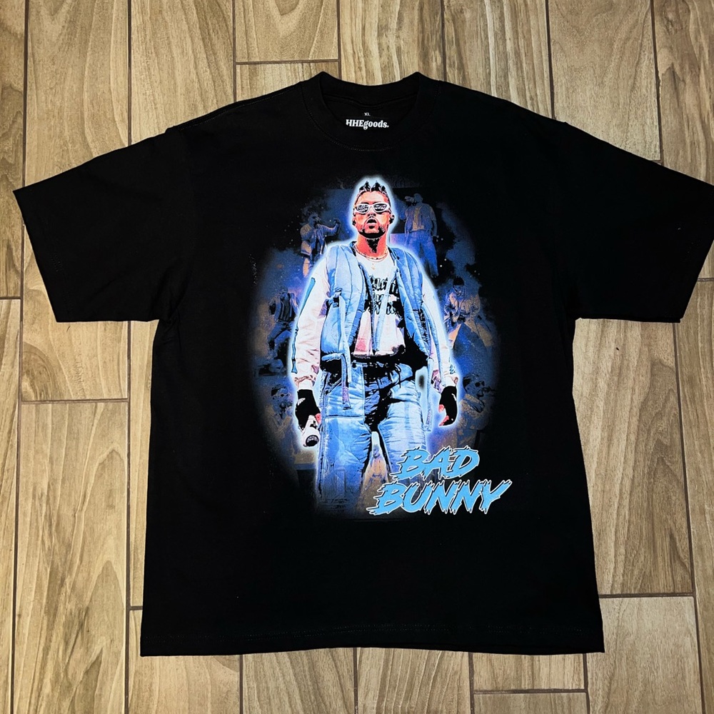 Bad Bunny Vintage Style Shirt (XL)